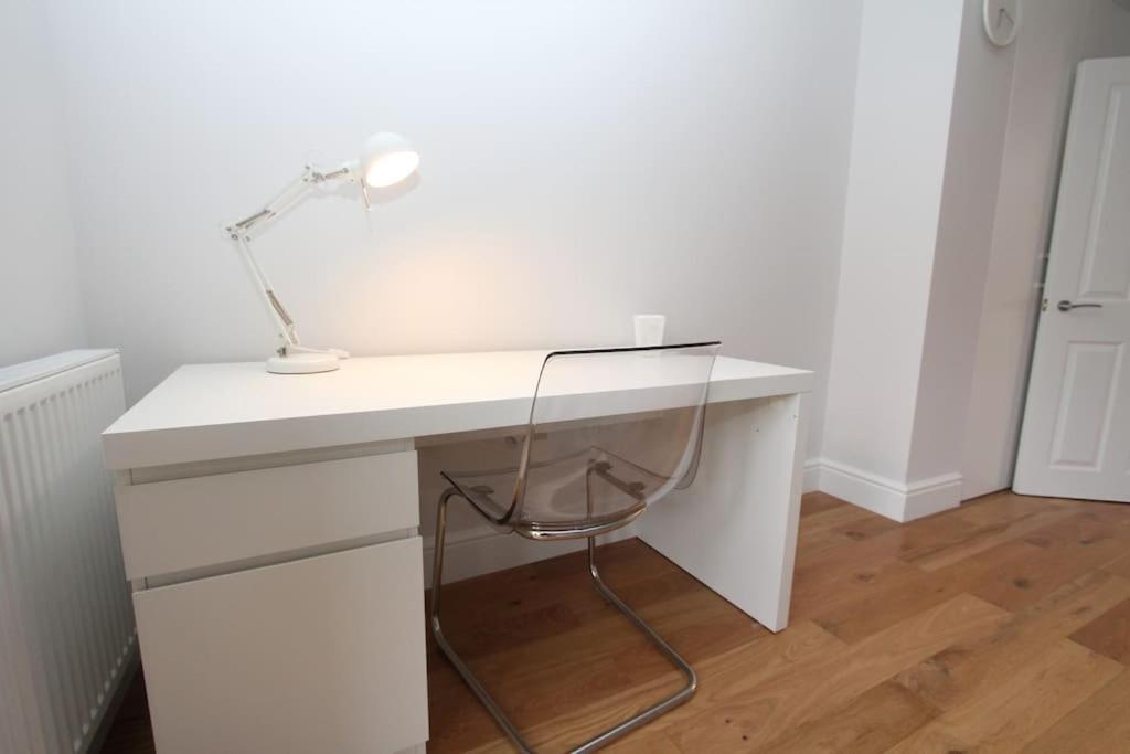 Lovely One Bed Apartment-Near All Transport-Village-Freeparking Londres Extérieur photo